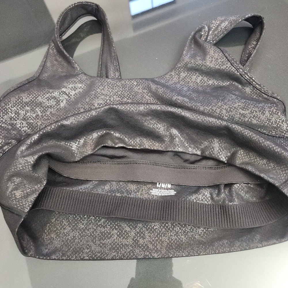 Under Armour Womens Black Metallic Print Sports Top Integrated Bra Size Large - Picture 7 of 7